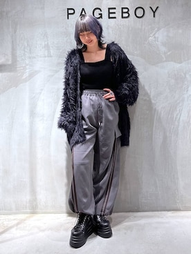 「PAGEBOY（ページボーイ）のモンスターフェザーカーディガン（カーディガン/ボレロ）」を使った、Yunさん（レディース・160cm）の秋コーディネート