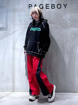 「PBLIM（ページボーイリム）のアイテム（パーカー）」を使った、Yunさん（レディース・160cm）の冬コーディネート