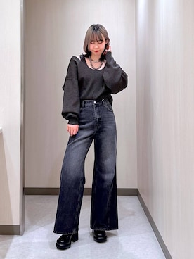 「PAGEBOY（ページボーイ）のフルワイドジーンズ（デニムパンツ、ブラック系）」を使った、Yunさん（レディース・160cm）の秋コーディネート