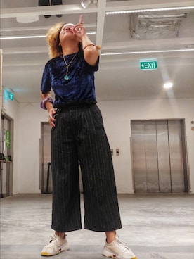 「PULL&BEAR（プルアンドベア）のアイテム（パンツ）」を使った、Keisha 💙✨さん（レディース・170cm）の春コーディネート