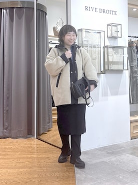 「アイテム（その他アウター、ベージュ系）」を使った、rd_canaさん（レディース・158cm）の秋コーディネート