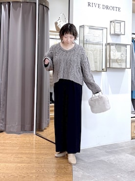 「スラックスパンツ」｜「アイテム（アクセサリー）」を使った、rd_canaさん（レディース・158cm）の冬コーディネート