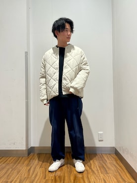 「オフホワイト」｜「アイテム（その他アウター）」を使った、Ryuichiさん（メンズ・177cm）の冬コーディネート