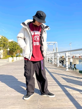 「AVIREX（アヴィレックス）のアイテム（Tシャツ/カットソー）」を使った、KaWaMaさん（メンズ・175cm）の冬コーディネート