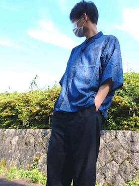 「unrelaxing（アンリラクシング）のビッグシルエット総柄アロハシャツ（シャツ/ブラウス、ブルー系）」を使った、焼きうどんさん（メンズ・178cm）の夏コーディネート