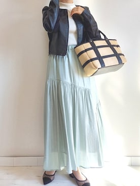 「フェイクレザー」｜「アイテム（ノーカラージャケット）」を使った、M.deux STAFF１さん（レディース・148cm）の冬コーディネート