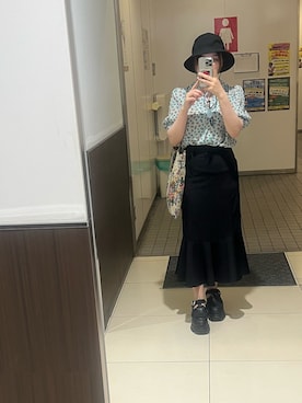 「LOOPのアイテム」を使った、せさん（レディース・150cm）の秋コーディネート