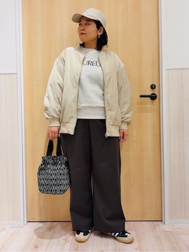 「SHOO・LA・RUE（シューラルー）の【S-LL】BIGシルエット MA－1ブルゾン（ブルゾン、ベージュ系）」を使った、すーさん（レディース・160cm）の冬コーディネート