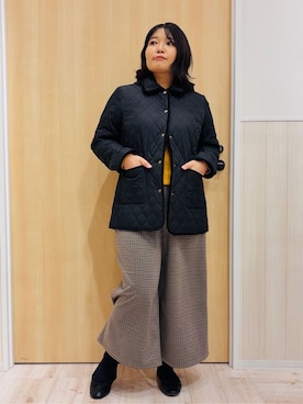 「SHOO・LA・RUE（シューラルー）の【撥水/フード取り外し可】サッと羽織れる ダイヤ柄キルトジャケット（その他アウター、ブラック系）」を使った、すーさん（レディース・160cm）の冬コーディネート