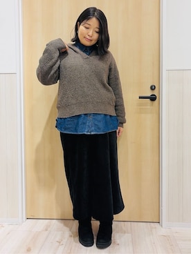 「SHOO・LA・RUE（シューラルー）の【洗える/S-LL】大人のこなれコーデに やわらかデニムシャツ（シャツ/ブラウス、ブルー系）」を使った、すーさん（レディース・160cm）の冬コーディネート
