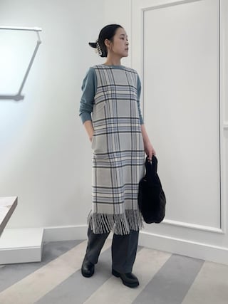 GALERIE VIEのジャンパースカートを使った人気ファッション 