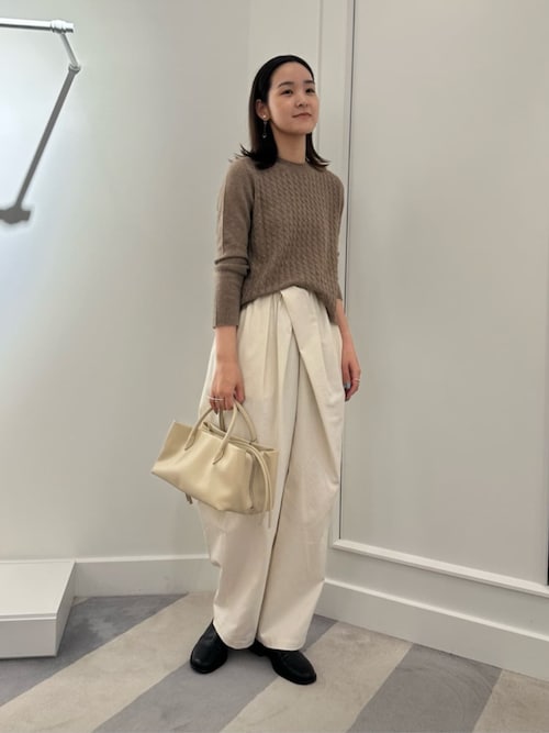 モンゴルカシミヤケーブル クルーネックプルオーバー（ニット/セーター