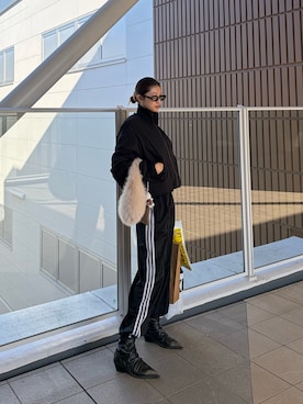 「アイテム（MA-1）」を使った、ERIKAさん（レディース・168cm）の冬コーディネート