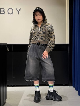 「PAGEBOY（ページボーイ）のプラットチャンキースニーカー（スニーカー）」を使った、みくるんさん（レディース・156cm・20代）の夏コーディネート