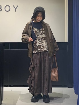 「PAGEBOY（ページボーイ）のラインフリンジティアードスカート/フリルスカート【ウエストゴム・ストレスフリー】（スカート）」を使った、みくるんさん（レディース・156cm）の秋コーディネート