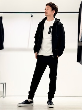 「5351 POUR LES HOMMES（ゴーサンゴーイチプールオム）のアイテム」を使った、OMI2さん（メンズ・180cm）の春コーディネート