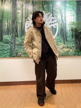 「黒Tシャツ」｜「アイテム（その他アウター）」を使った、Timberland 伊勢丹新宿PC4さん（メンズ・170cm）の秋コーディネート