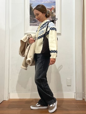 「アイテム（ムートンコート）」を使った、CHIHIROさん（レディース・155cm）の秋コーディネート