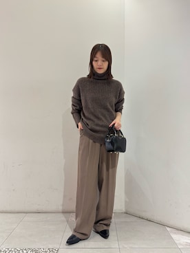 「URBAN RESEARCH（アーバンリサーチ）のアイテム（ショルダーバッグ）」を使った、suzukoさん（レディース・161cm）の秋コーディネート