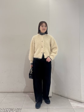 「URBAN RESEARCH（アーバンリサーチ）のアイテム（カーディガン/ボレロ）」を使った、suzukoさん（レディース・161cm）の秋コーディネート