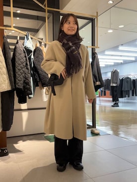 「アイテム（ステンカラーコート）」を使った、suzuko87さん（レディース・161cm）の秋コーディネート