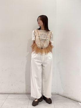 「URBAN RESEARCH（アーバンリサーチ）のESTHE　TULLE PEPLUM RUFFLE TOP（シャツ/ブラウス、ベージュ系）」を使った、suzukoさん（レディース・161cm）の春コーディネート