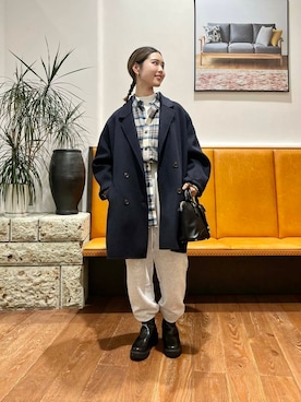 「URBAN RESEARCH DOORS（アーバンリサーチドアーズ）のウールリバーテーラードコート（その他アウター）」を使った、藤田　瀬名さん（レディース・157cm）の秋コーディネート