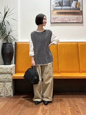 「アイテム（ボストンバッグ）」を使った、藤田　瀬名さん（レディース・157cm）の秋コーディネート