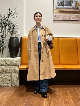 「アイテム（ステンカラーコート）」を使った、藤田　瀬名さん（レディース・157cm）の秋コーディネート