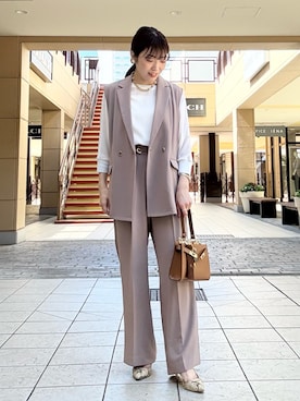 「アイテム（テーラードジャケット、イエロー系）」を使った、fujitaさん（レディース・155cm）の秋コーディネート