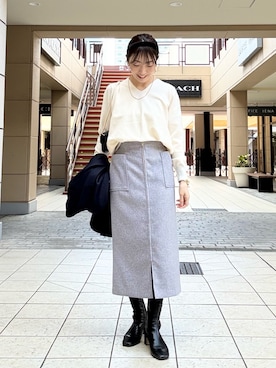 「アイテム（スカート、パープル系）」を使った、fujitaさん（レディース・155cm）の秋コーディネート