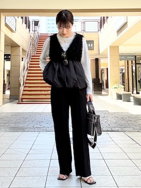 「MICO COULIER（ミコクリエ）のラインテープ2WAYミニトートバッグ（トートバッグ）」を使った、fujitaさん（レディース・155cm）の秋コーディネート