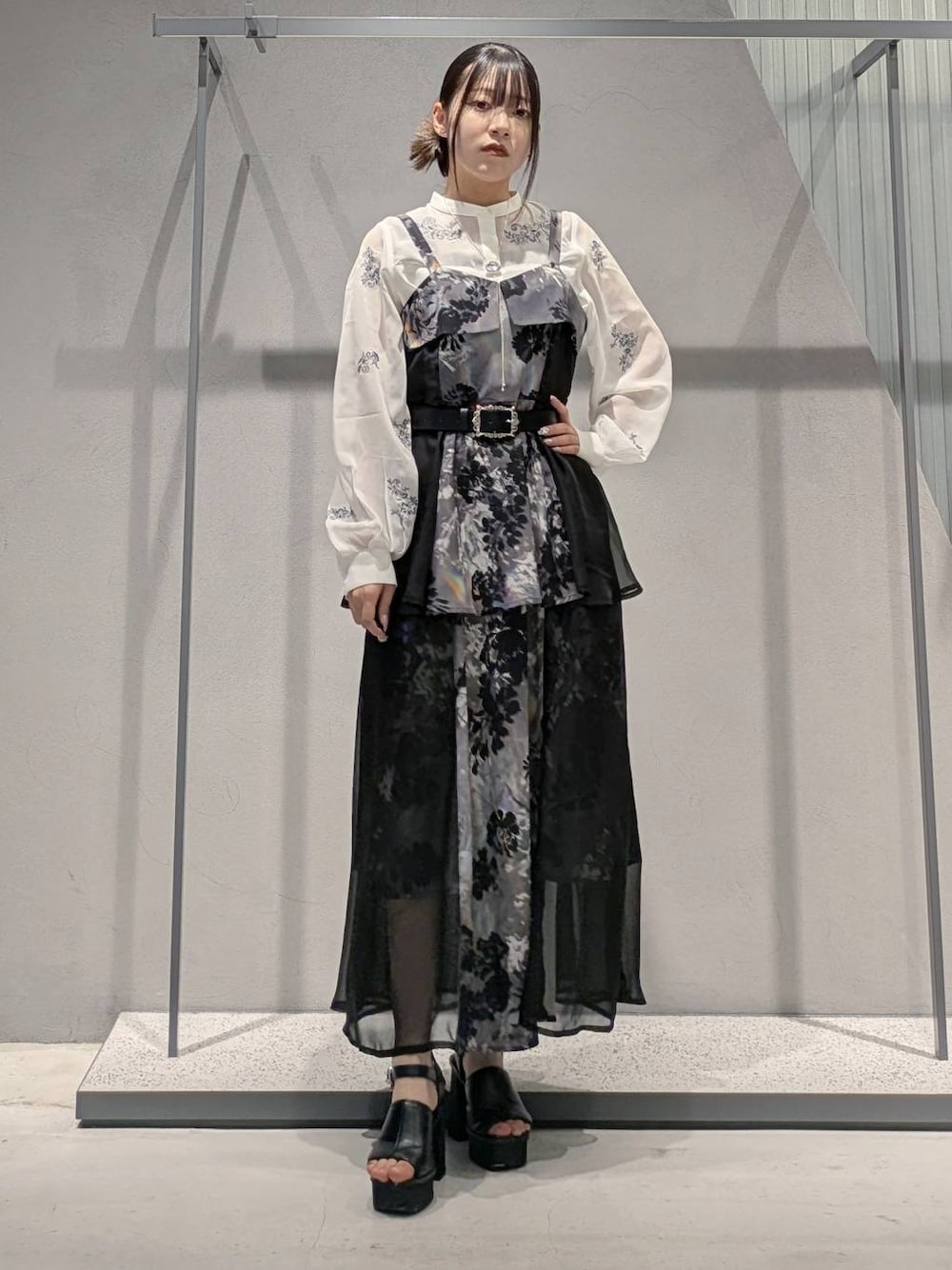 リフレクションフラワーキャミワンピース(HARE)を使った人気