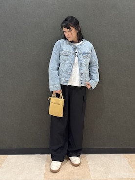 「SHOO・LA・RUE（シューラルー）の【SHOO・LA・RUE DENIM】大人のための ストレッチ コンパクトデニムジャケット（デニムジャケット、ブルー系）」を使った、わかさん（レディース・160cm）の冬コーディネート