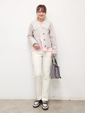 「SHOO・LA・RUE（シューラルー）の【SHOO・LA・RUE DENIM】大人のための ストレッチ コンパクトデニムジャケット（デニムジャケット、グレー系）」を使った、ゆゆさん（レディース・161cm）の春コーディネート