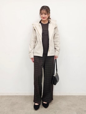 「SHOO・LA・RUE（シューラルー）の【軽量】ふわっと軽いフラップショルダーバッグ（ショルダーバッグ）」を使った、ゆゆさん（レディース・161cm）の秋コーディネート