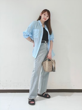 「URBAN RESEARCH（アーバンリサーチ）のガーメントダイラミーオーバーシャツ（シャツ/ブラウス、ブルー系）」を使った、YUMIさん（レディース・158cm）の夏コーディネート