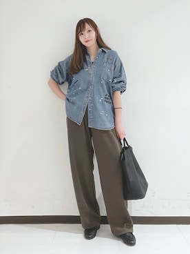 「URBAN RESEARCH（アーバンリサーチ）のnew basic　BABY SKIN SLEEVELESS（タンクトップ、ブルー系）」を使った、YUMIさん（レディース・158cm）の秋コーディネート