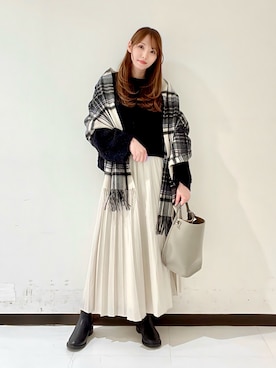 「LAATO（ラート）のアイテム」を使った、YUMIさん（レディース・158cm）の冬コーディネート