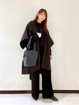 「アイテム（ポンチョ）」を使った、YUMIさん（レディース・158cm）の秋コーディネート
