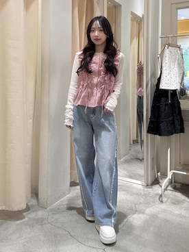 「w closet（ダブルクローゼット）のシアーハイネックプルオーバー（Tシャツ/カットソー、ホワイト系）」を使った、悠さん（レディース・158cm）の春コーディネート