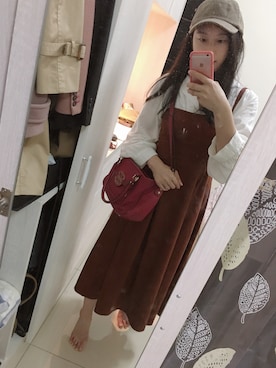 「snidel」｜「アイテム（ジャンパースカート）」を使った、lavatangerineさん（レディース・162cm）の秋コーディネート