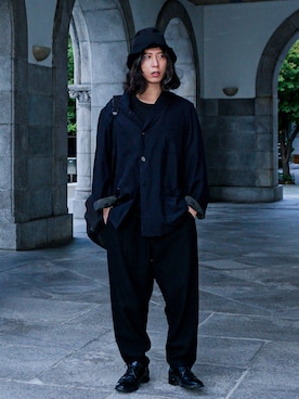 「Yohji Yamamoto（ヨウジヤマモト）のアイテム（テーラードジャケット）」を使った、gwakhalmuniさん（メンズ・173cm）の秋コーディネート