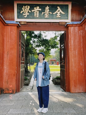 「CONVERSE（コンバース）のアイテム（その他シューズ）」を使った、karczebyさん（レディース・157cm）の秋コーディネート