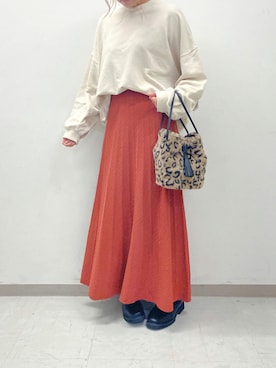 「テチチ(Te chichi)」｜「アイテム（スウェット）」を使った、りおさん（レディース・158cm）の秋コーディネート