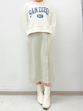 「テチチ(Te chichi)」｜「アイテム（スウェット）」を使った、りおさん（レディース・158cm）の春コーディネート