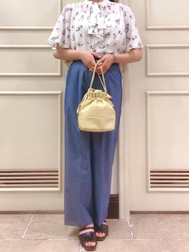「ごきげんウィーク」｜「アイテム（ハンドバッグ）」を使った、りおさん（レディース・158cm）の春コーディネート