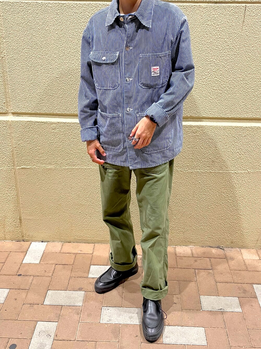 「秋コーデ、ootd、低身長、大学生、秋服準備はじめました、秋トレンド2021、フォローミー、シンプル」｜「POINTERのアイテム（ジャケット/アウター、ブルー系）」を使った、syuntaさん（メンズ・168cm）の秋コーディネートの1枚目の写真