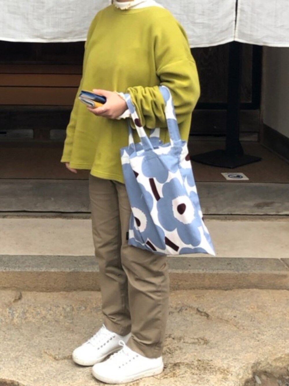 ℹ️さんの「【JAPAN EXCLUSIVE】Pieni Unikko / bag 33x32（marimekko）」を使ったコーディネートの1枚目の写真