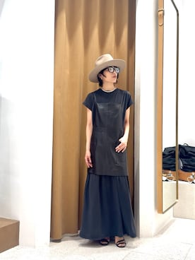 「Whim Gazette（ウィムガゼット）のレザーエプロンワンピース（ワンピース、ブラック系）」を使った、ODAKAさん（レディース・153cm）の夏コーディネート